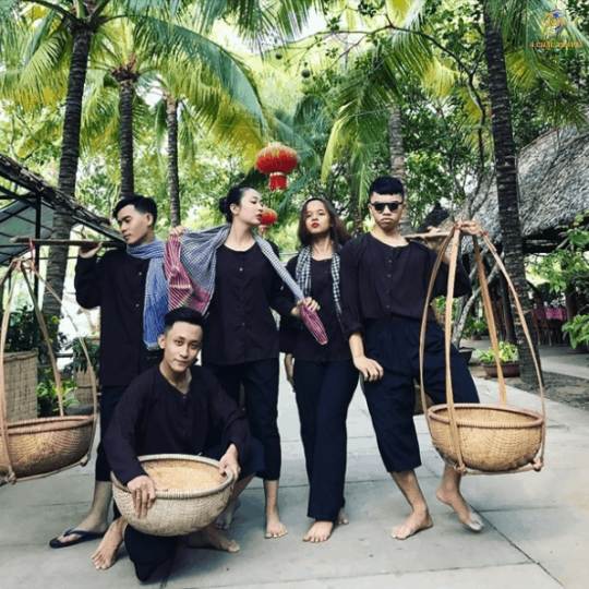 Khu Du lịch Sinh thái Lan Vương 