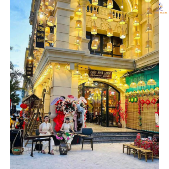 Vinpearl Harbour - Vịnh San Hô - Làng Chài - Hồ Cá Trí Nguyên